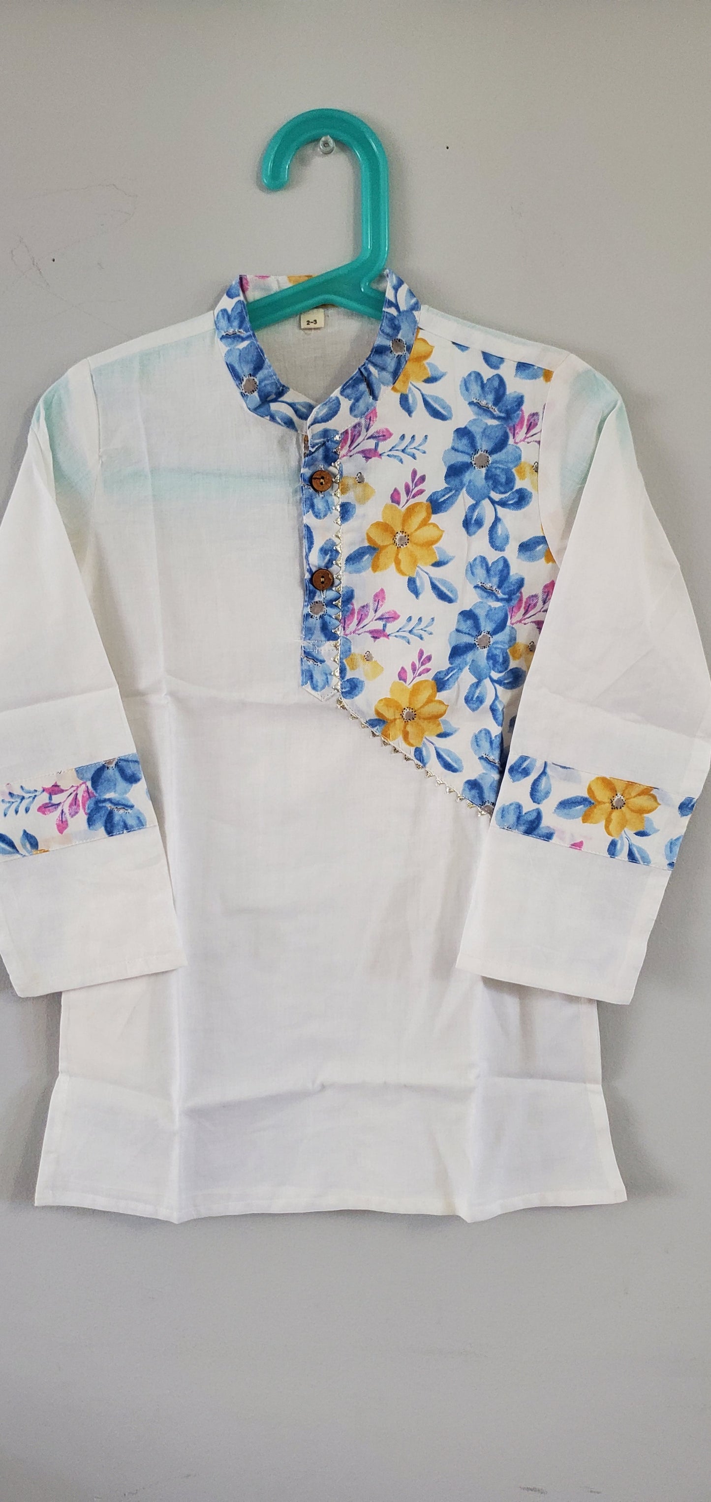 Floral side panel kurta pajama