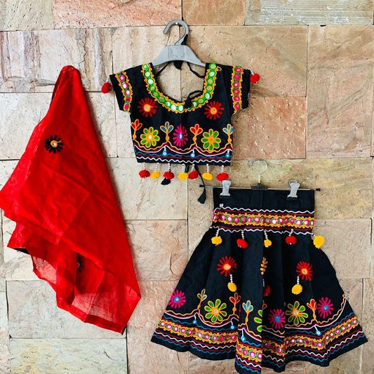 Girls Chaniya choli/Lehnga