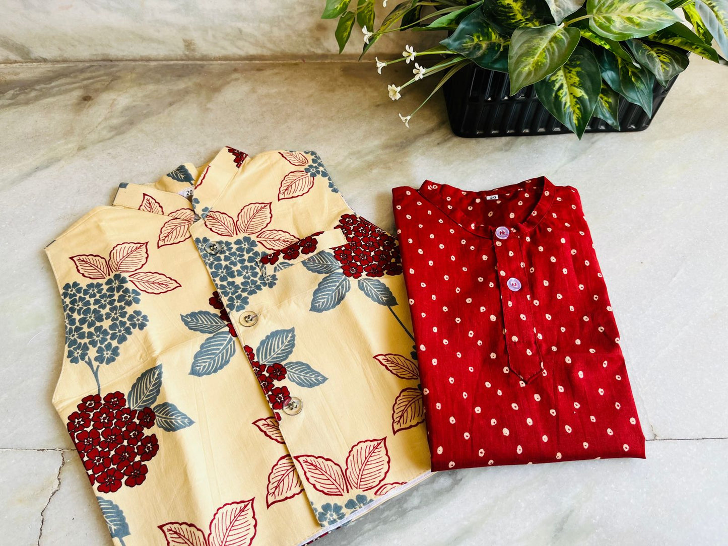 Polka dot Kurta pyjama with floral vest